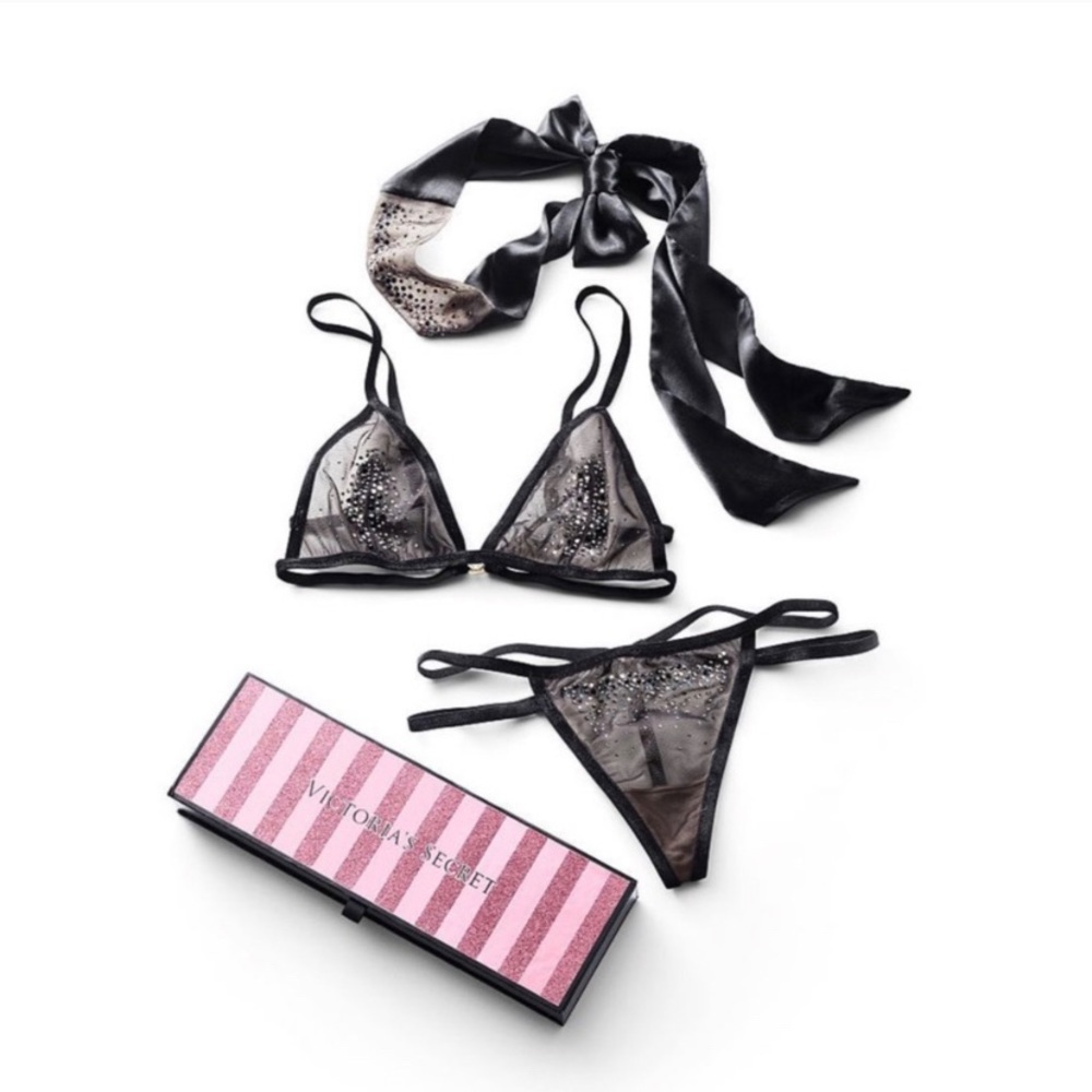 Victoria’s Secret Swarovski Lingerie Gift Set NEW